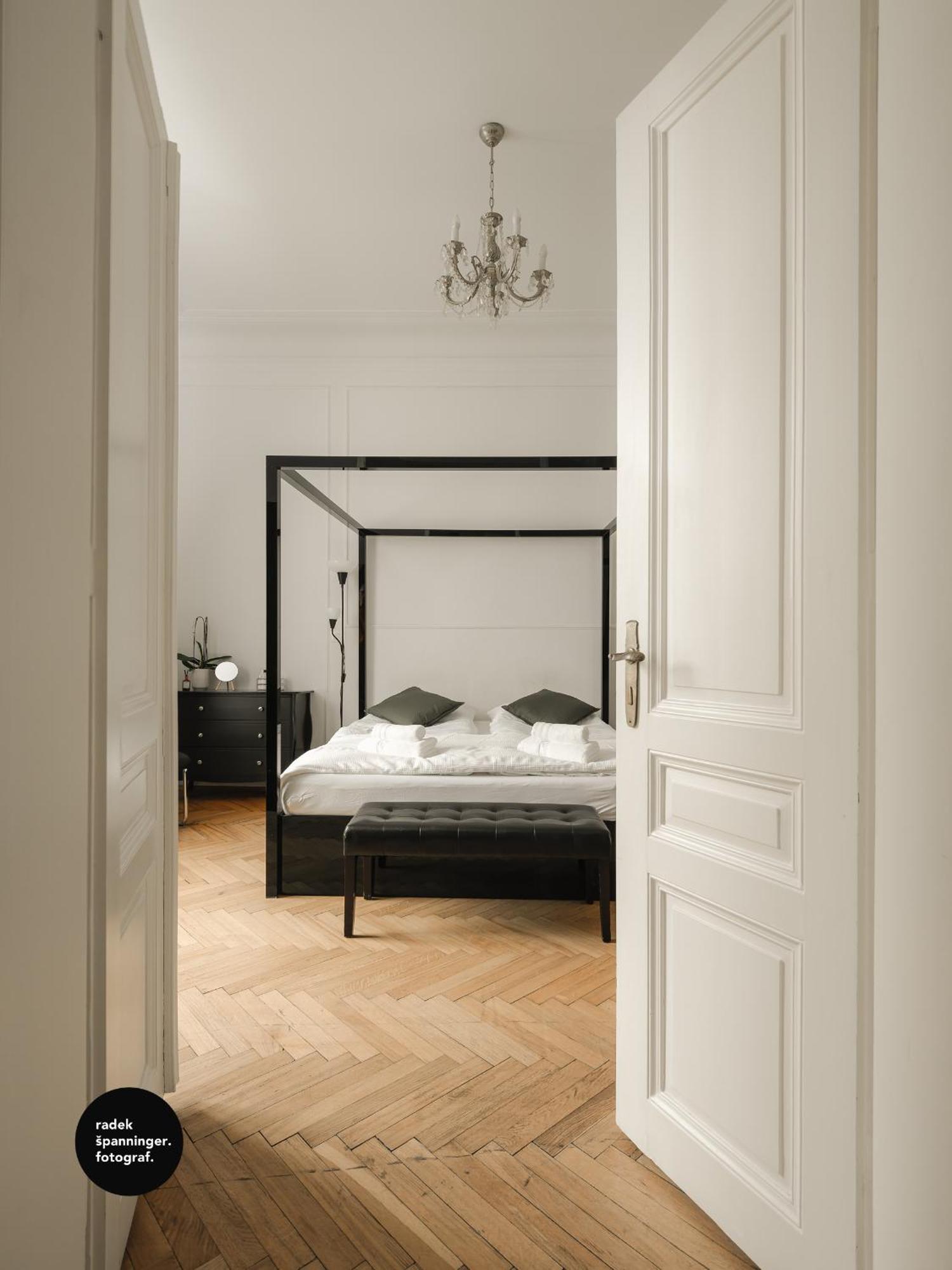 Central Apartments Parizska Прага Екстериор снимка