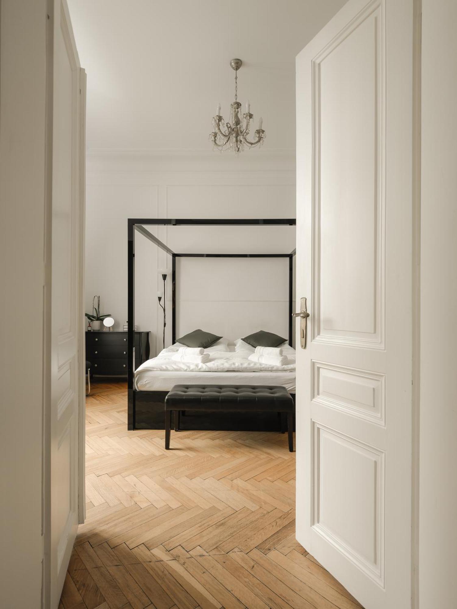 Central Apartments Parizska Прага Екстериор снимка