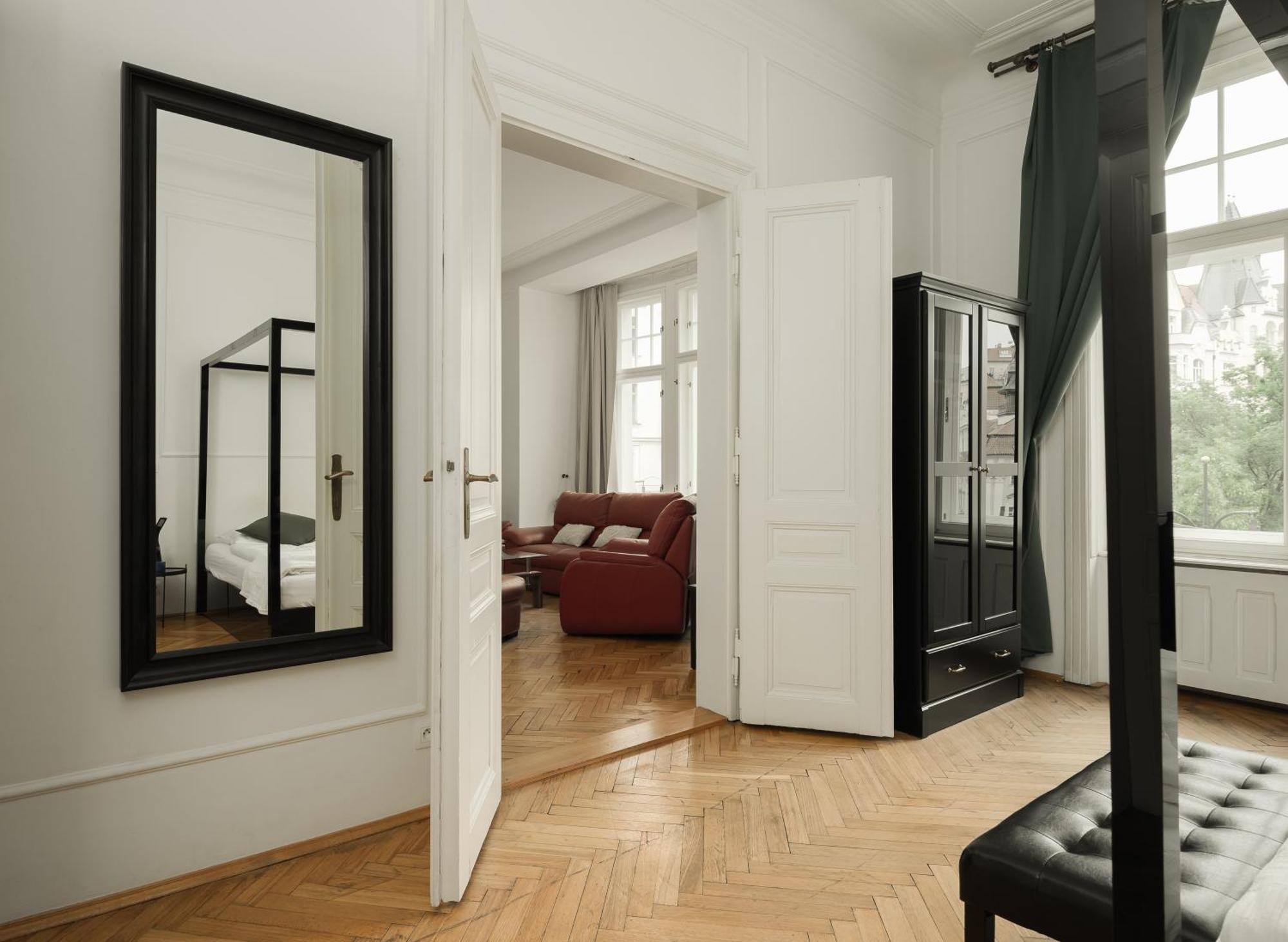Central Apartments Parizska Прага Екстериор снимка